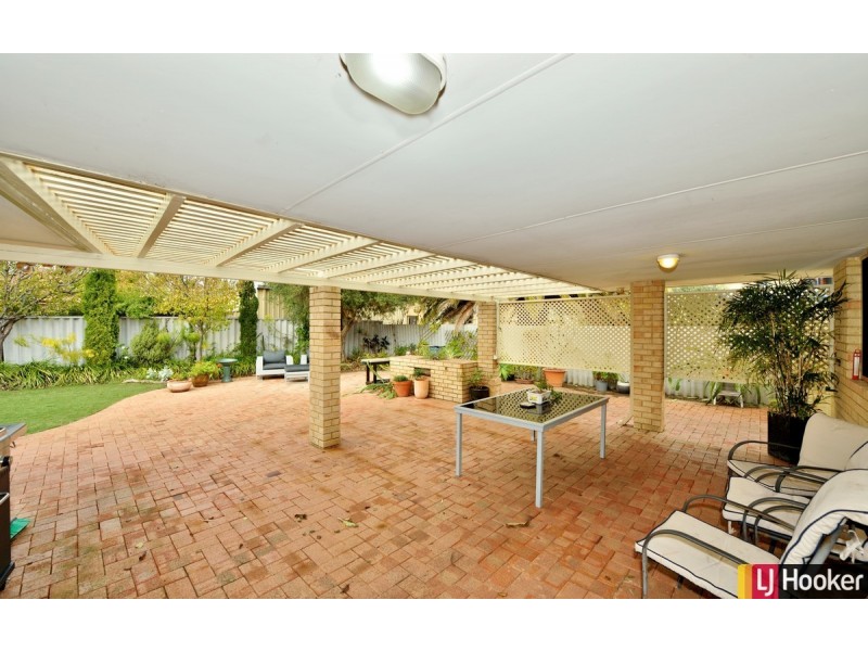 5 Seawind Drive, Silver Sands WA 6210