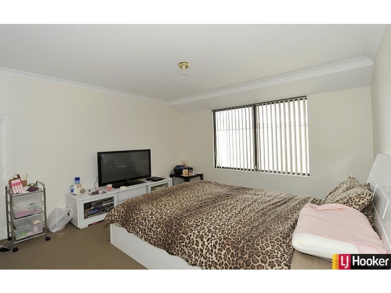 10 Formby Road, Meadow Springs WA 6210