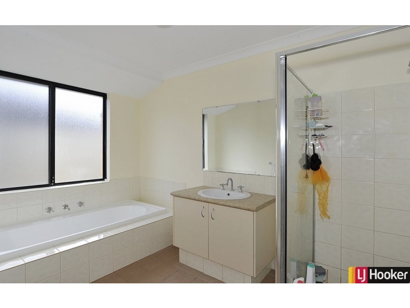 10 Formby Road, Meadow Springs WA 6210