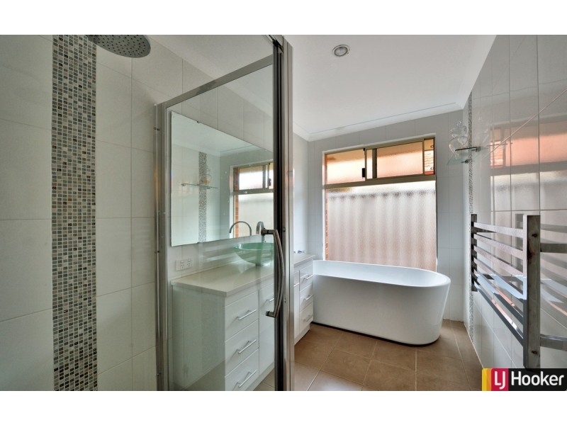 16 Fremont Crescent, Secret Harbour WA 6173