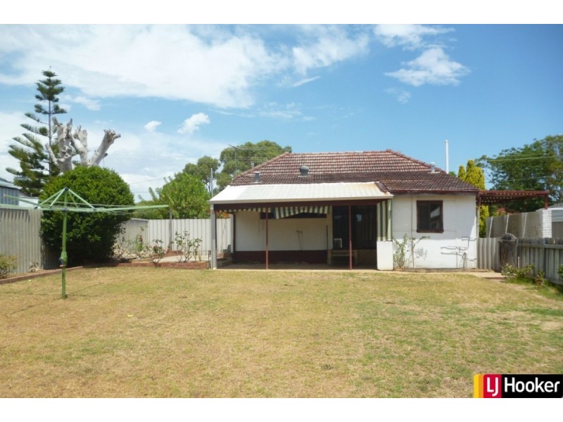 16 Elizabeth Street, Mandurah WA 6210
