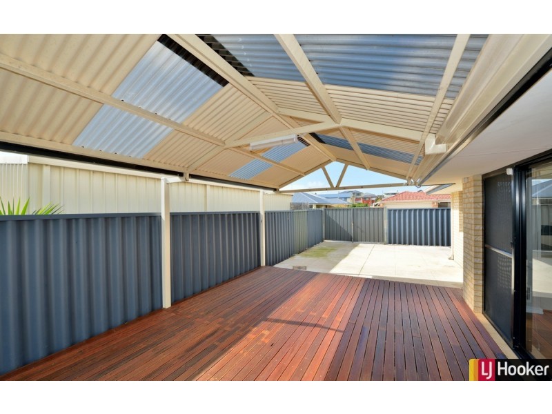 11 Beacon Way, Singleton WA 6175