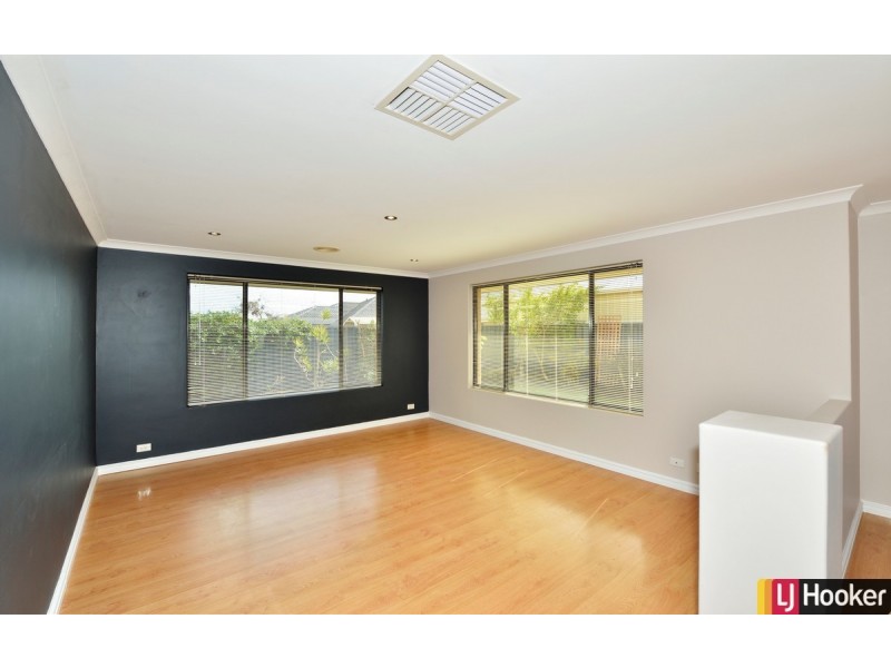 11 Beacon Way, Singleton WA 6175