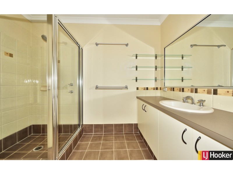 11 Beacon Way, Singleton WA 6175