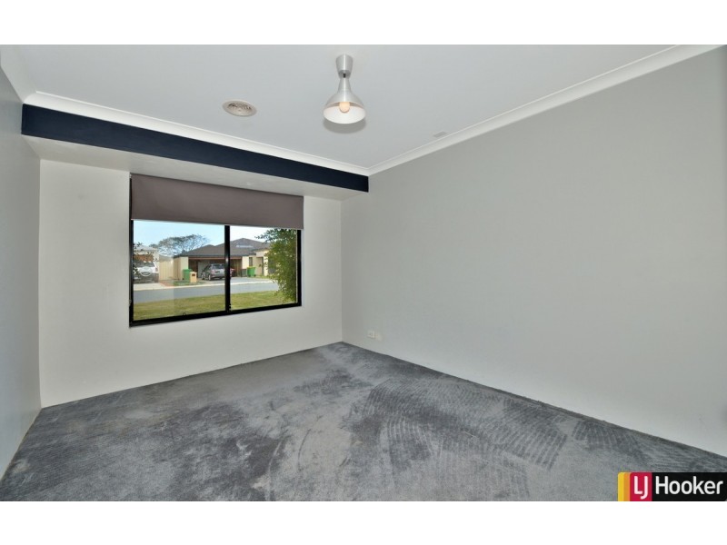 11 Beacon Way, Singleton WA 6175