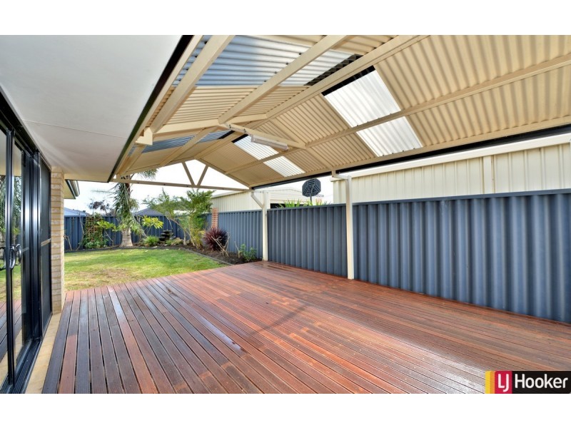 11 Beacon Way, Singleton WA 6175