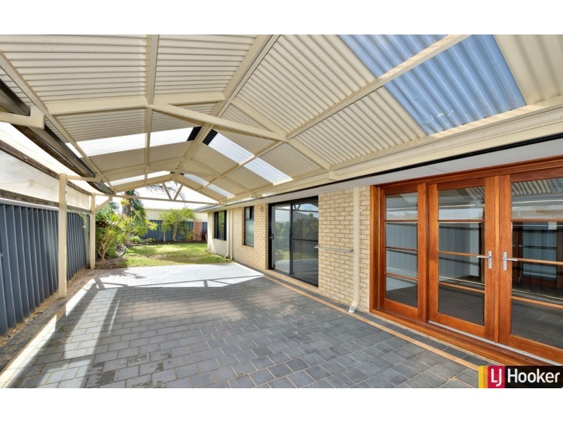 11 Beacon Way, Singleton WA 6175