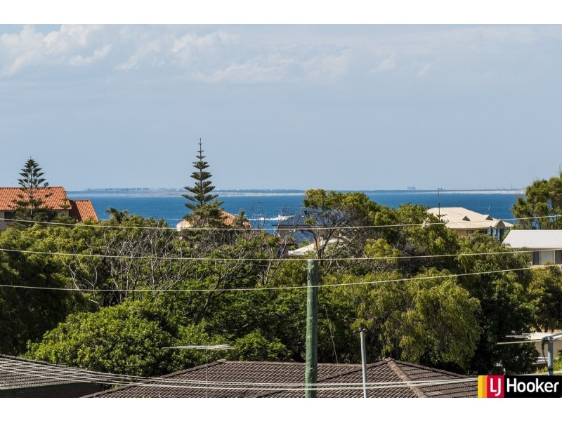 3 Oversby Street, Halls Head WA 6210