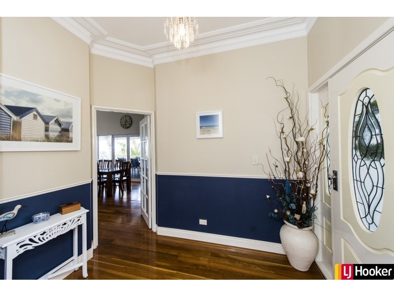 3 Oversby Street, Halls Head WA 6210