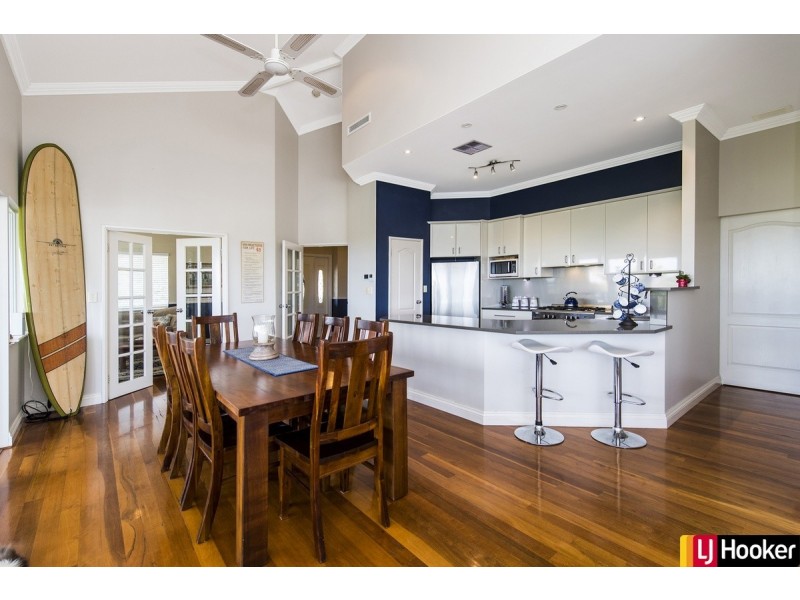 3 Oversby Street, Halls Head WA 6210