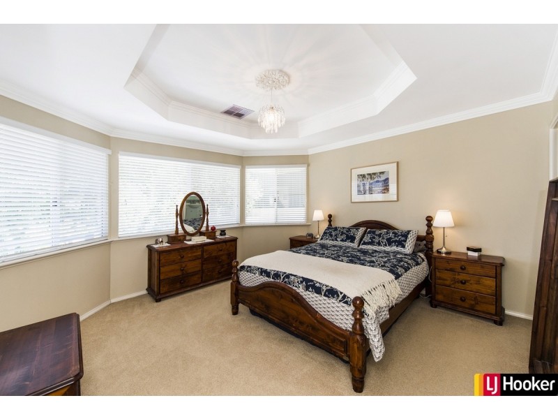 3 Oversby Street, Halls Head WA 6210