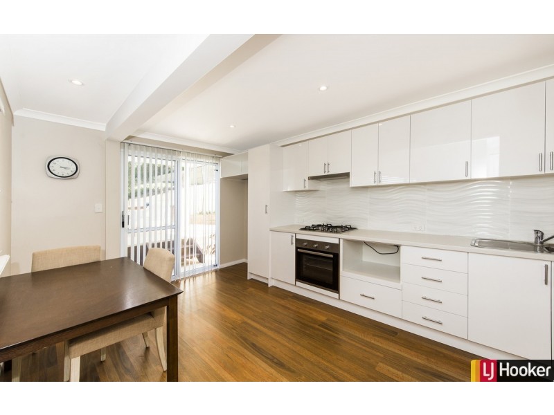 3 Oversby Street, Halls Head WA 6210