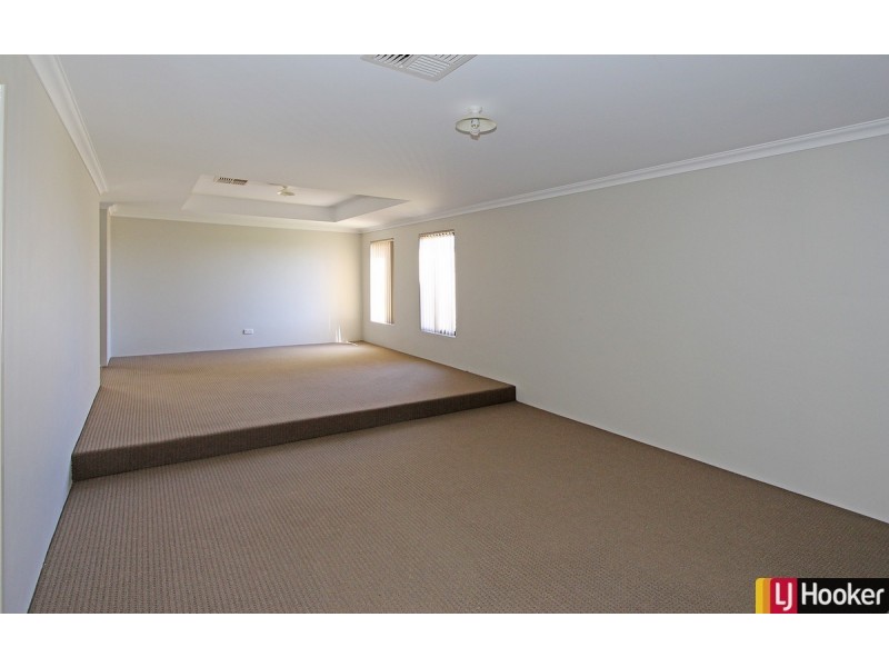 10 Balicup Way, Lakelands WA 6180