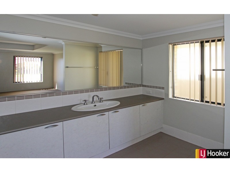 10 Balicup Way, Lakelands WA 6180