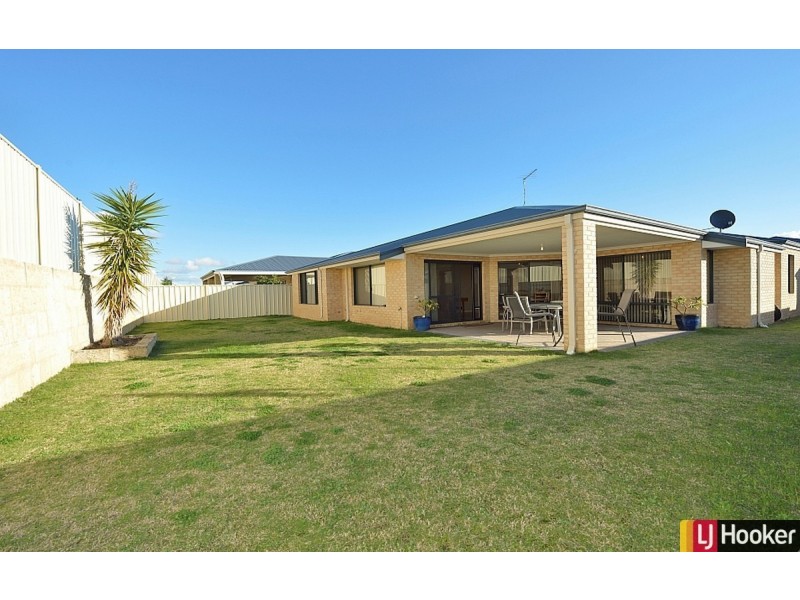 10 Balicup Way, Lakelands WA 6180