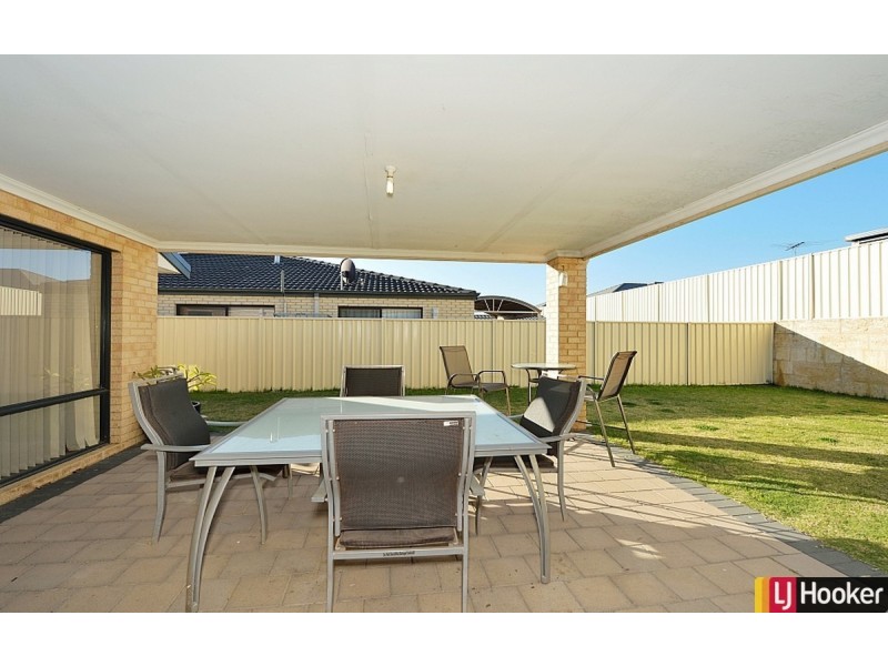 10 Balicup Way, Lakelands WA 6180