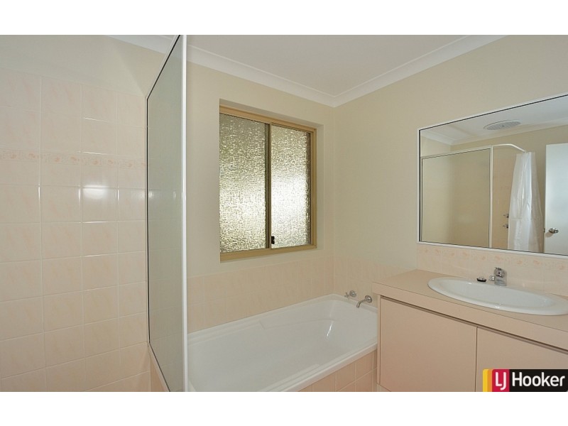 38 Paradise Circuit, Halls Head WA 6210