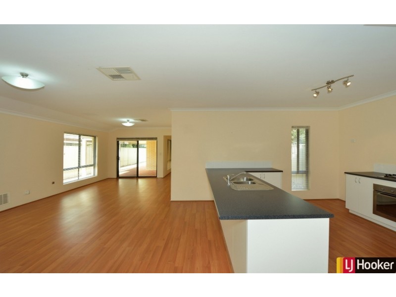 7A Roy Road, Coodanup WA 6210