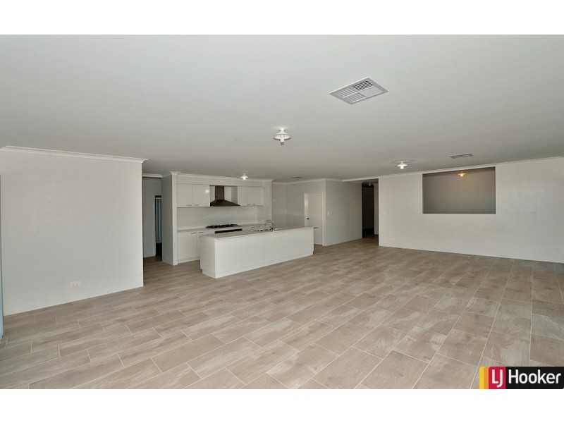 97 Queen Parade, Wannanup WA 6210