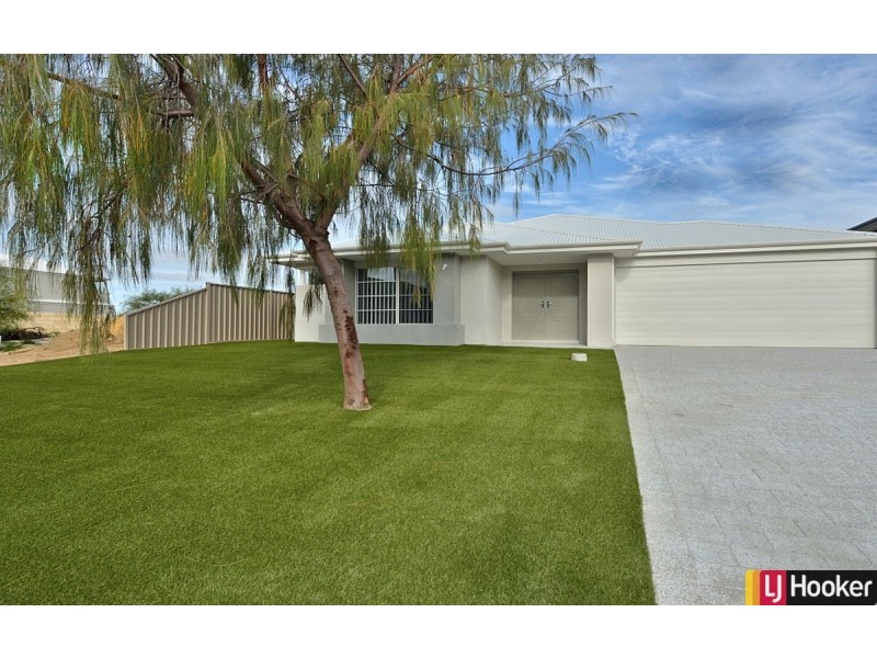 97 Queen Parade, Wannanup WA 6210