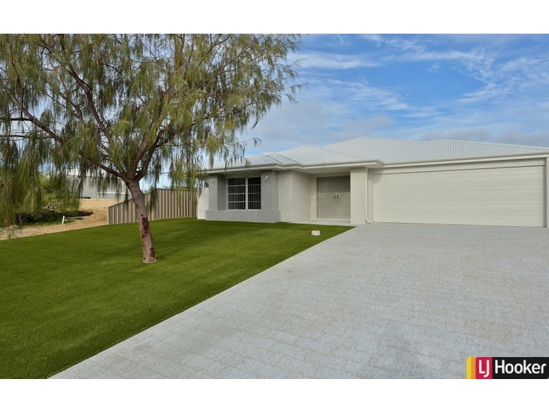 97 Queen Parade, Wannanup WA 6210