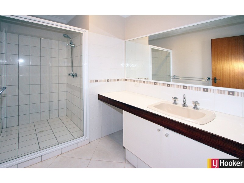 9/11 Leslie Street, Dudley Park WA 6210