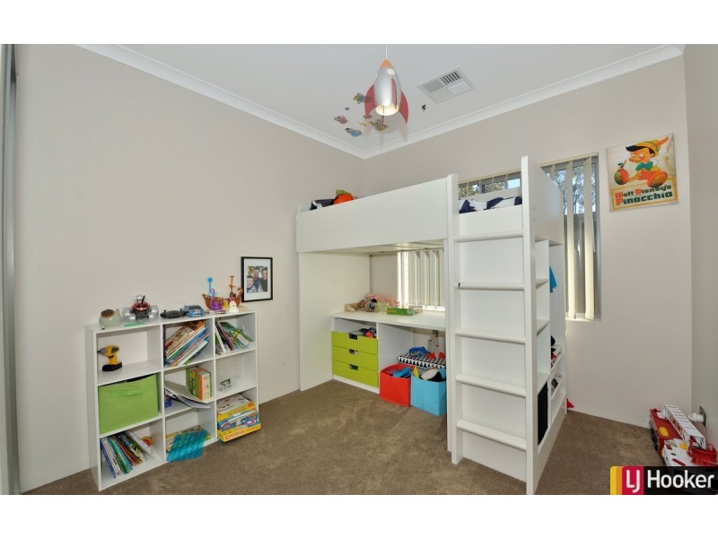 42 Whimbrel Crescent, Coodanup WA 6210