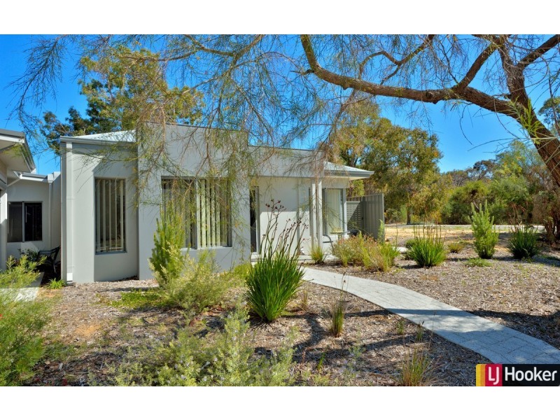 42 Whimbrel Crescent, Coodanup WA 6210