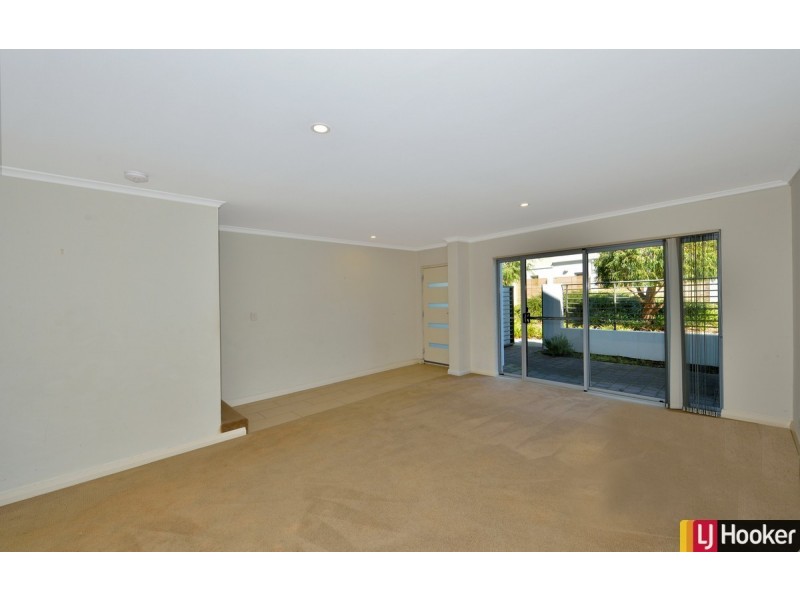 4/22 Butcherbird Loop, Erskine WA 6210