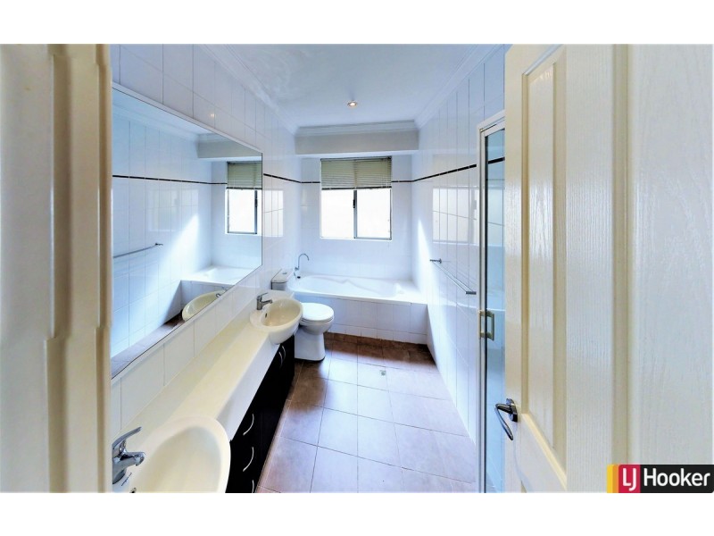 17 Zamia Loop, Wannanup WA 6210
