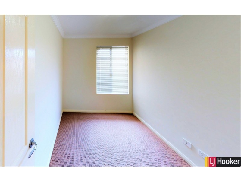 17 Zamia Loop, Wannanup WA 6210