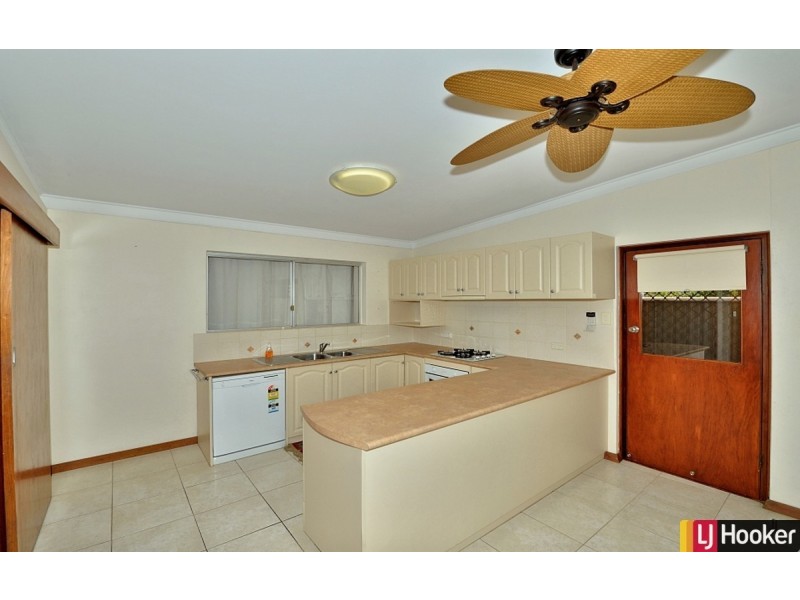 4A Oversby Street, Halls Head WA 6210