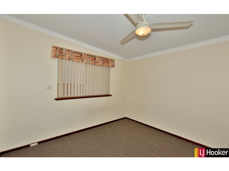 4A Oversby Street, Halls Head WA 6210