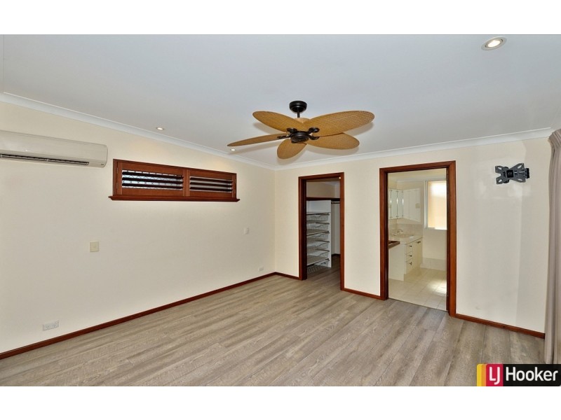 4A Oversby Street, Halls Head WA 6210