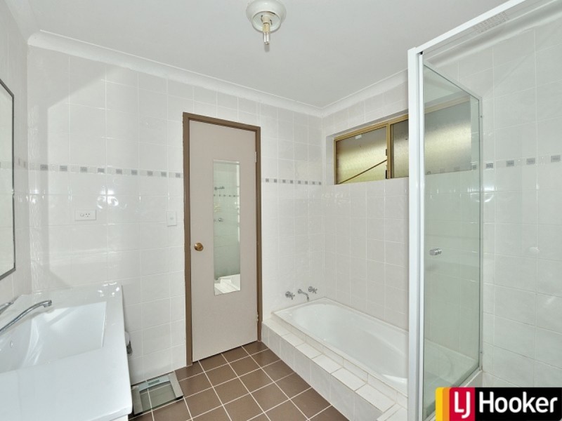 8 Allora Close, Dudley Park WA 6210