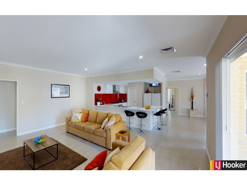 6 Djarryl Close, Falcon WA 6210