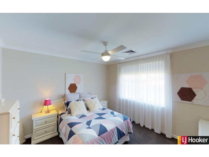 6 Djarryl Close, Falcon WA 6210