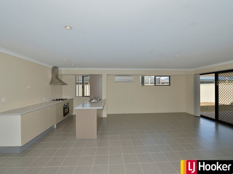 24 Geographe Bay Pass, Secret Harbour WA 6173