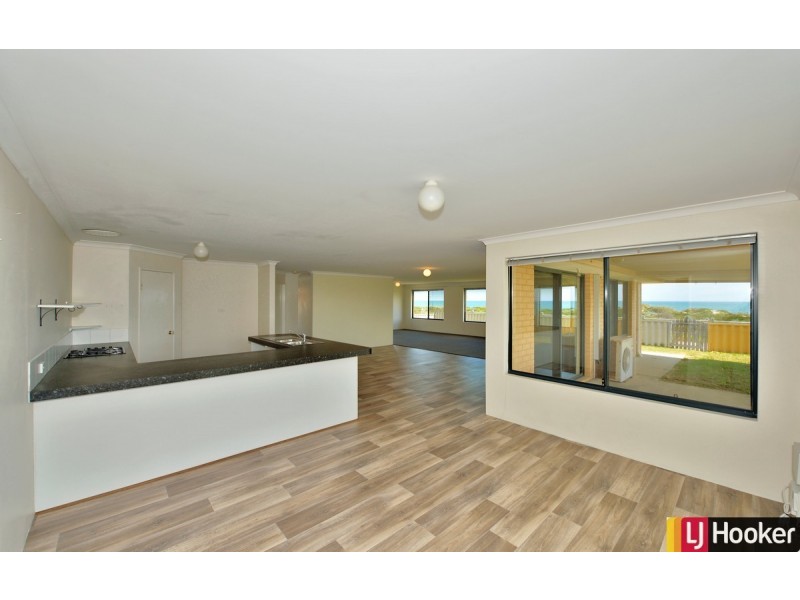 54 Ronsard Drive, San Remo WA 6210