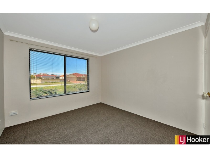 54 Ronsard Drive, San Remo WA 6210