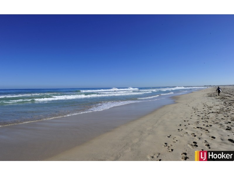 54 Ronsard Drive, San Remo WA 6210