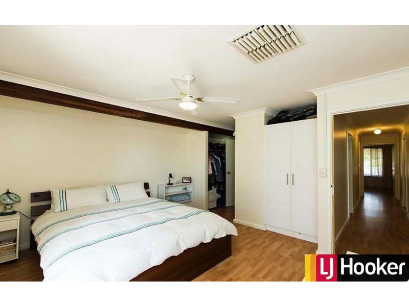 49 Carina Circle, Halls Head WA 6210