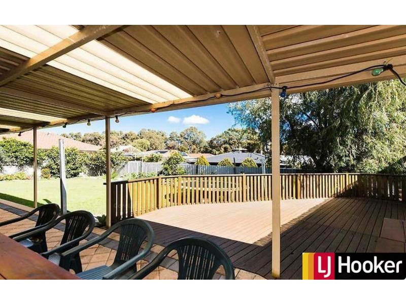 49 Carina Circle, Halls Head WA 6210
