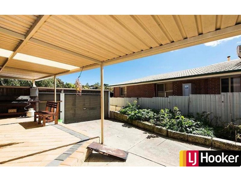 49 Carina Circle, Halls Head WA 6210