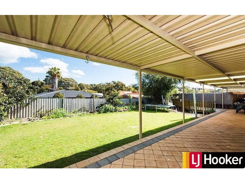 49 Carina Circle, Halls Head WA 6210