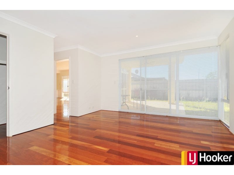 227 Peelwood Parade, Halls Head WA 6210