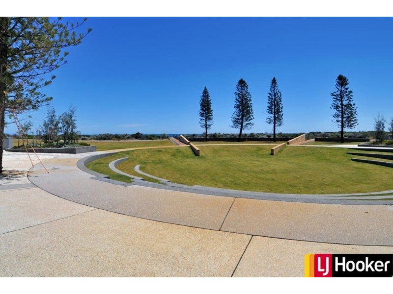 227 Peelwood Parade, Halls Head WA 6210