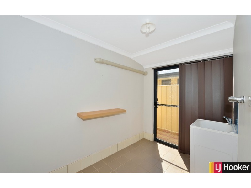 21 Loretta Parkway, Lakelands WA 6180