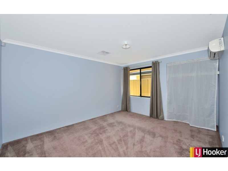 21 Loretta Parkway, Lakelands WA 6180