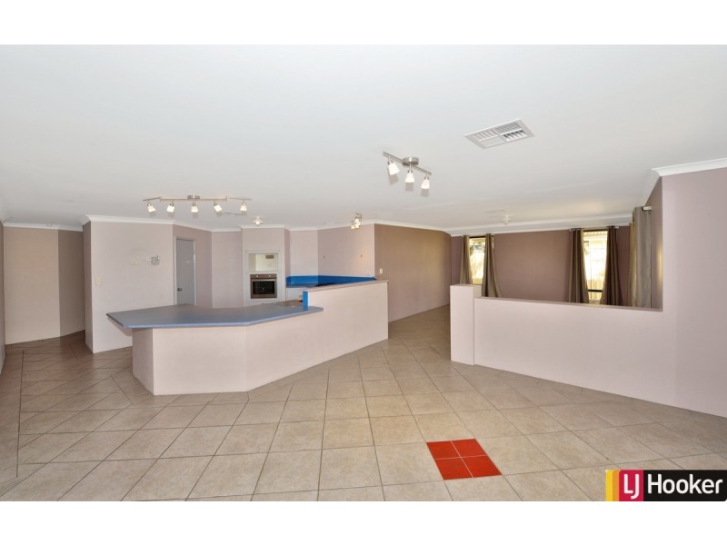 21 Loretta Parkway, Lakelands WA 6180